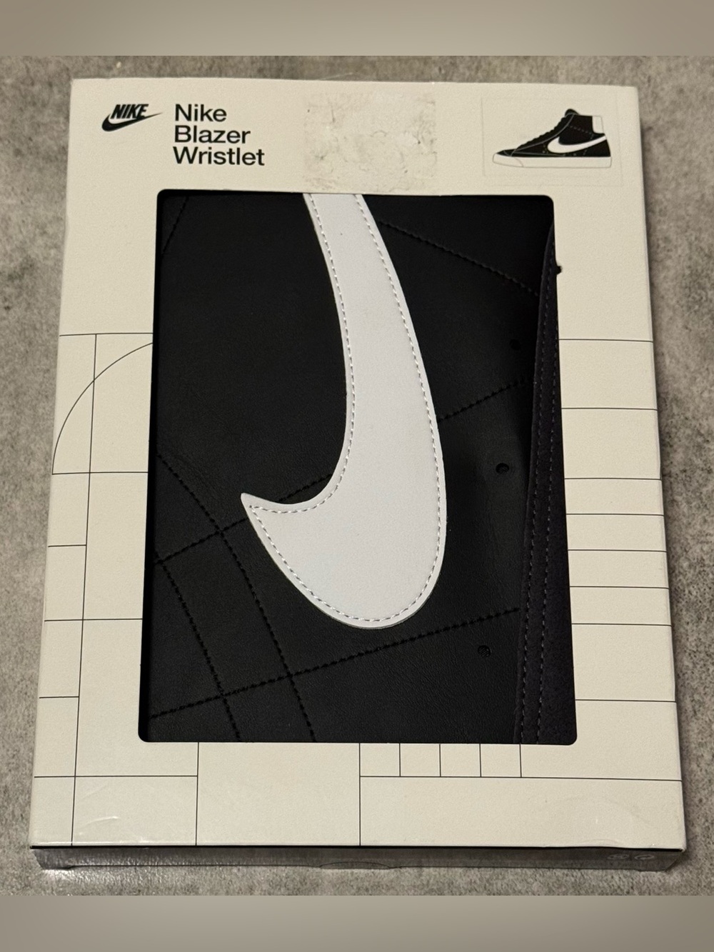 Nike Blazer Wristlet Black White Swoosh Zip Pocket Holds Phone Wrist Strap New